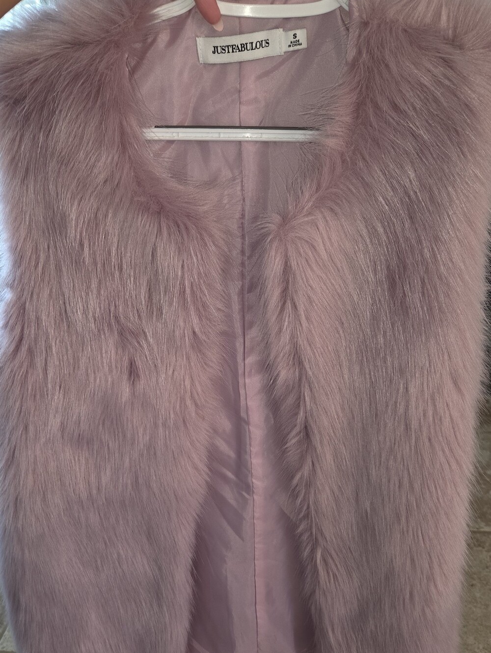 JustFab Lavender Faux Fur Vest - Picture 4 of 5